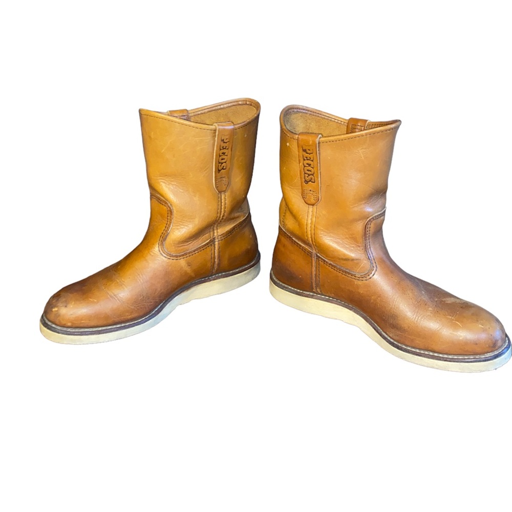 Red Wing TRACTION TRED
MEN'S 9-INCH SOFT TOE PULL-ON BOOT Size 11